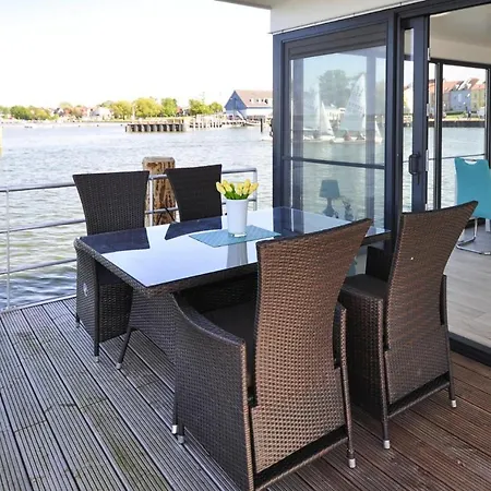 Hausboot Floating House Leni In Ribnitz-Damgarten