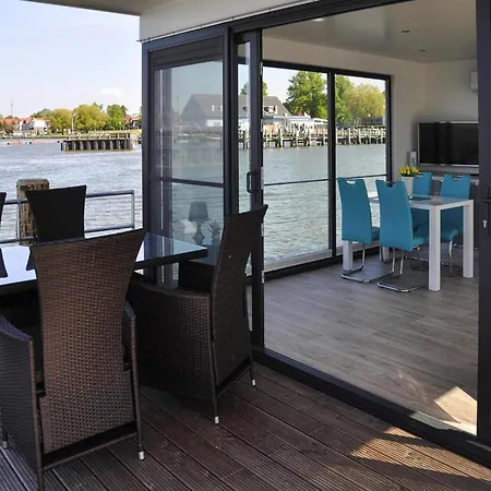 Bådhotel Hausboot Floating House Leni In